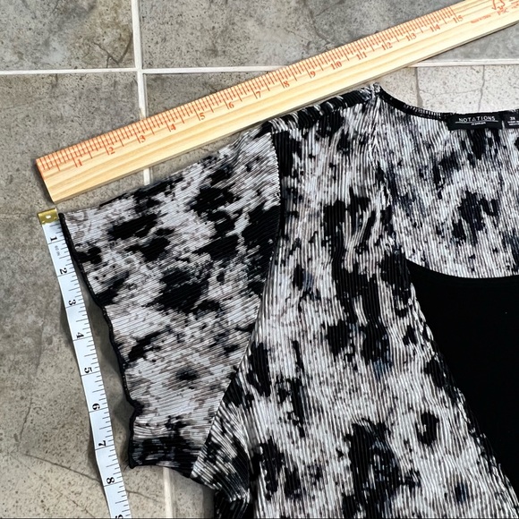 Notations Plus-Size  Mock 2-Piece Top Size 3X - Picture 9 of 10